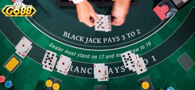 Một vài chiến thuật trong luật chơi bài blackjack