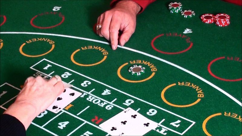 Baccarat là một trò chơi đánh bài phổ biến trên toàn thế giới, thu hút đông đảo người chơi